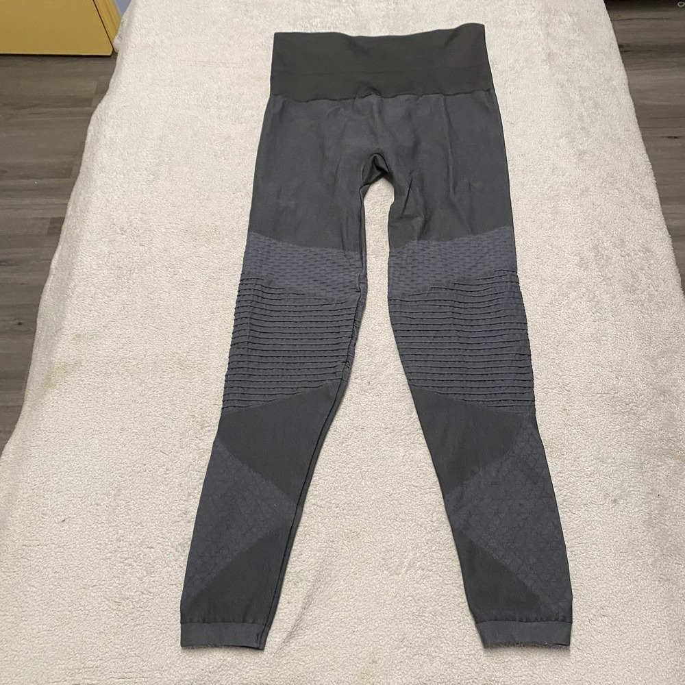 Spanx Look At Me Now Seamless Sculpt Leggings XL Bundle Lot Of 2 Moto Textured - Picture 9 of 15